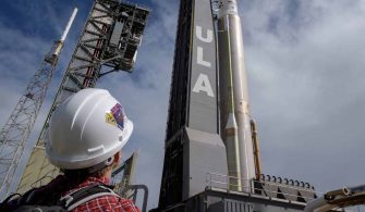 NASA Lucy uzay aracını fırlattı Güneş Sistemi'ndeki fosiller çıkarılacak